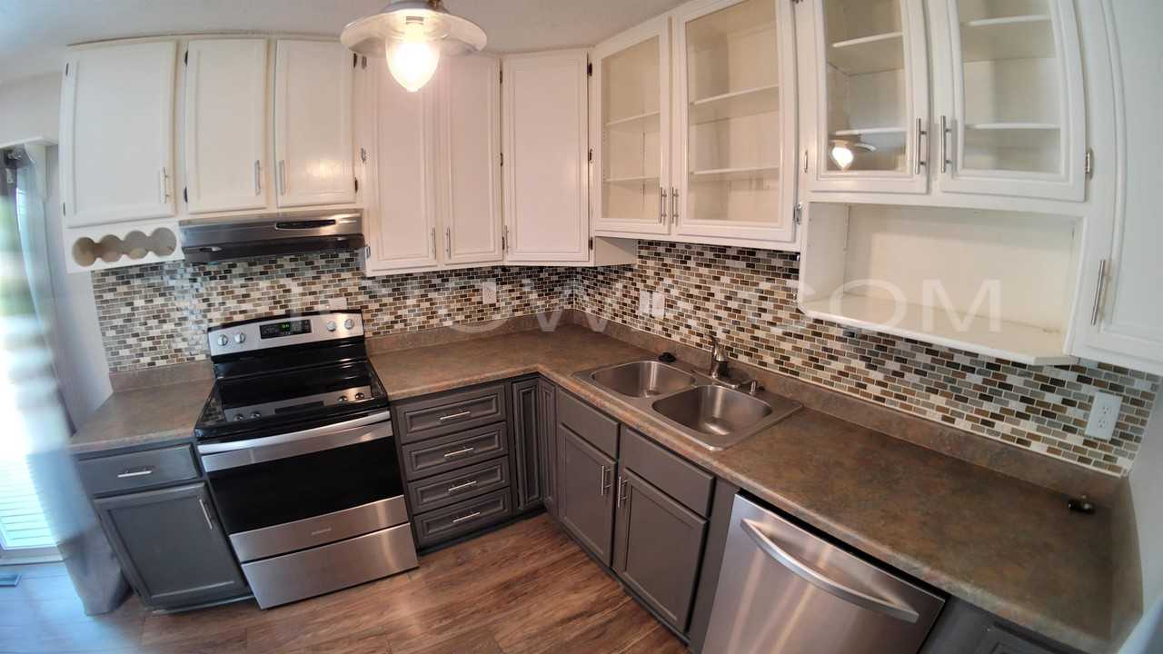 5808 Underwood Ave Sw #1 - Photo 3 of 20