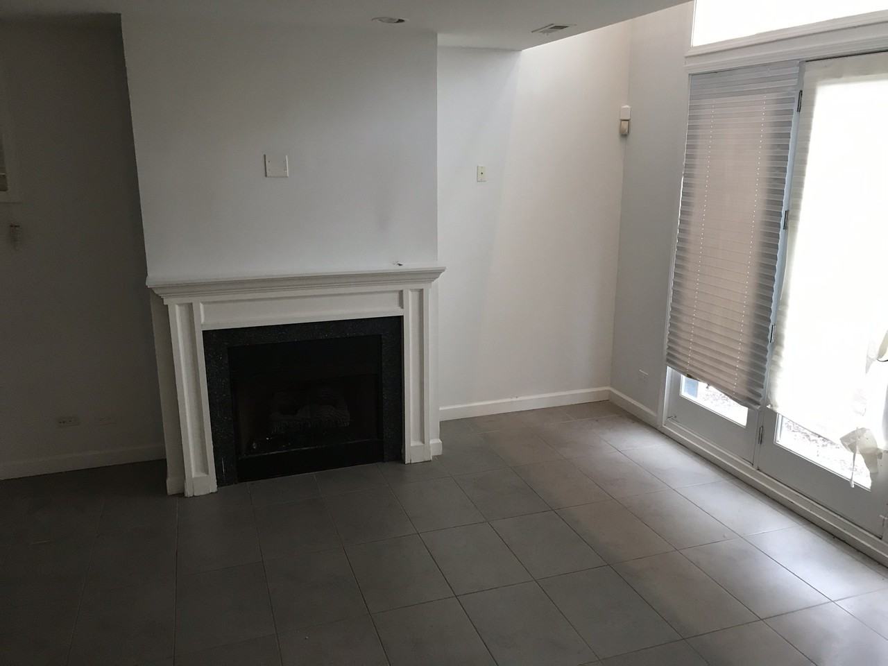 6608 South Maryland AvenueUnit 1N #1N - Photo 5 of 9
