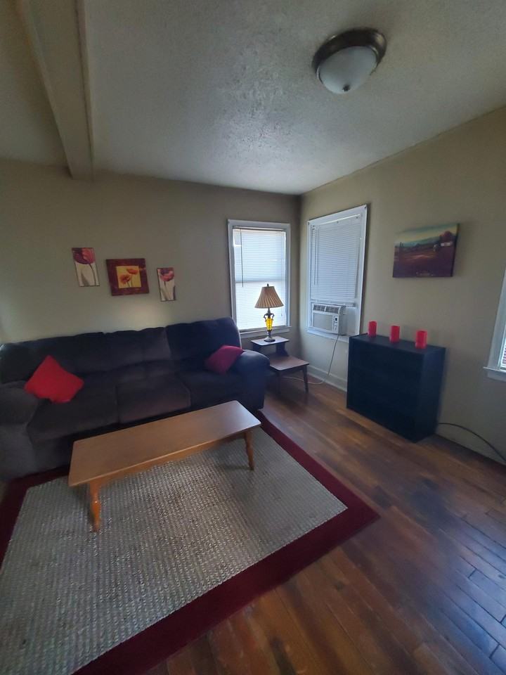 501 Dolomita St #1 - Photo 2 of 6