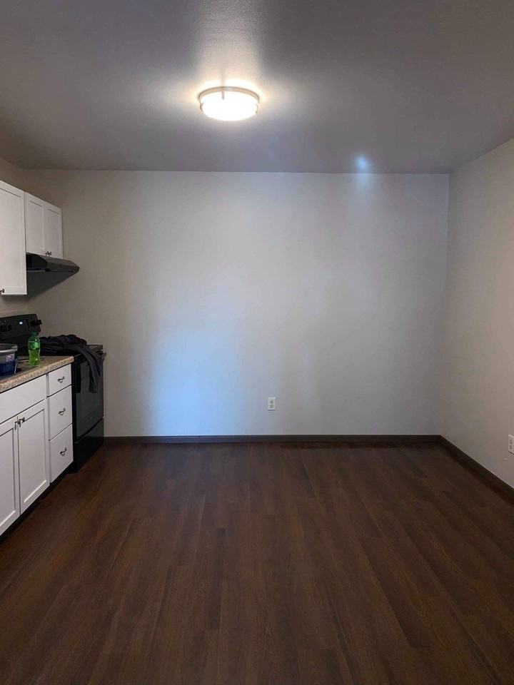 1120 19th St #1120-3 - Photo 2 of 9