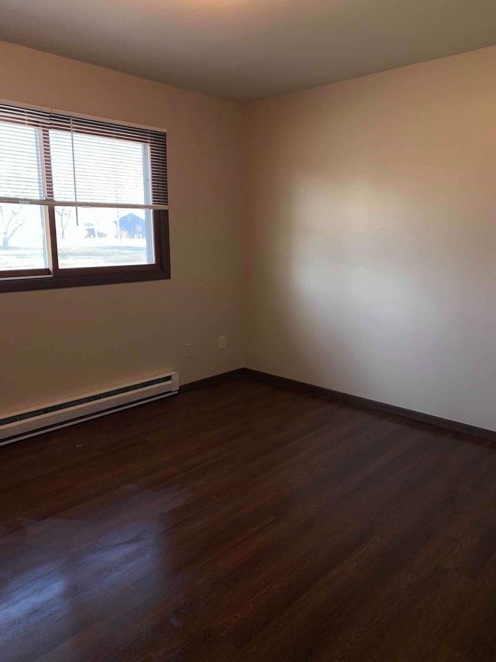 1120 19th St #1120-3 - Photo 3 of 9