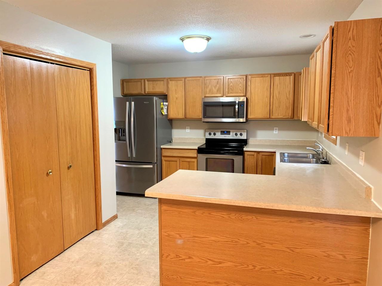 1228 Rolling Creek Dr Ne #1 - Photo 3 of 26