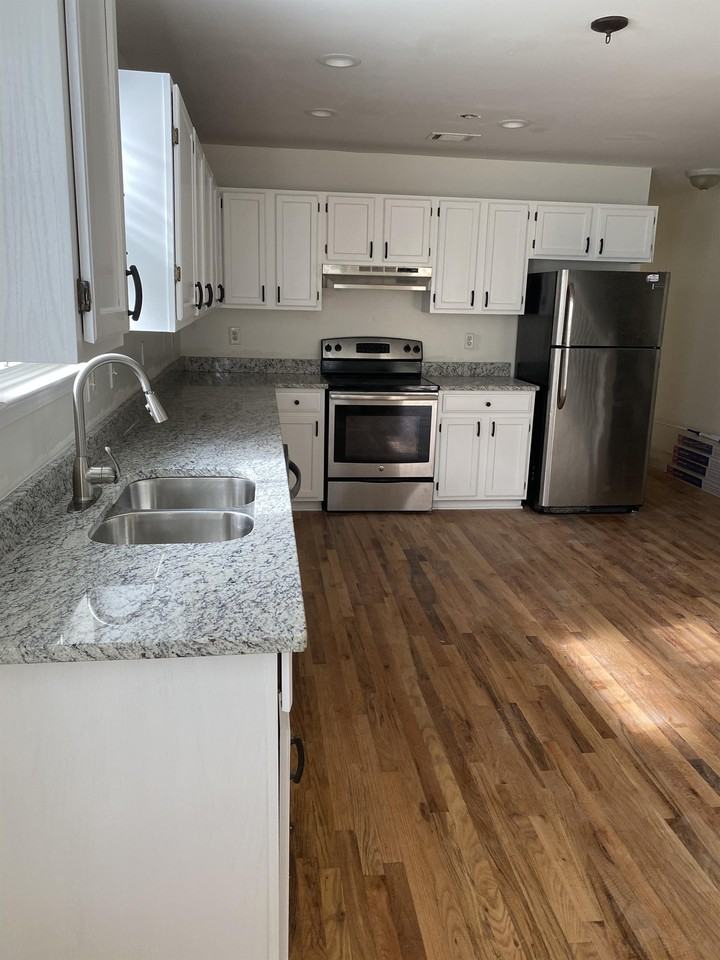 1063 Metropolitan Pkwy Sw #A - Photo 5 of 29