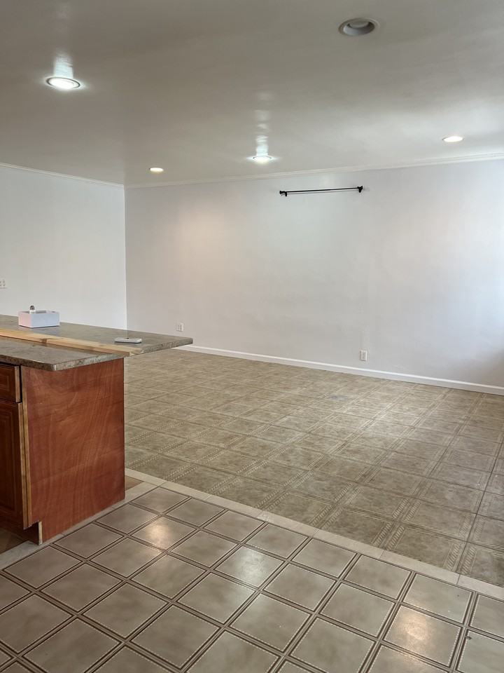 8745 14th Avenue 2F - Photo 2 of 9