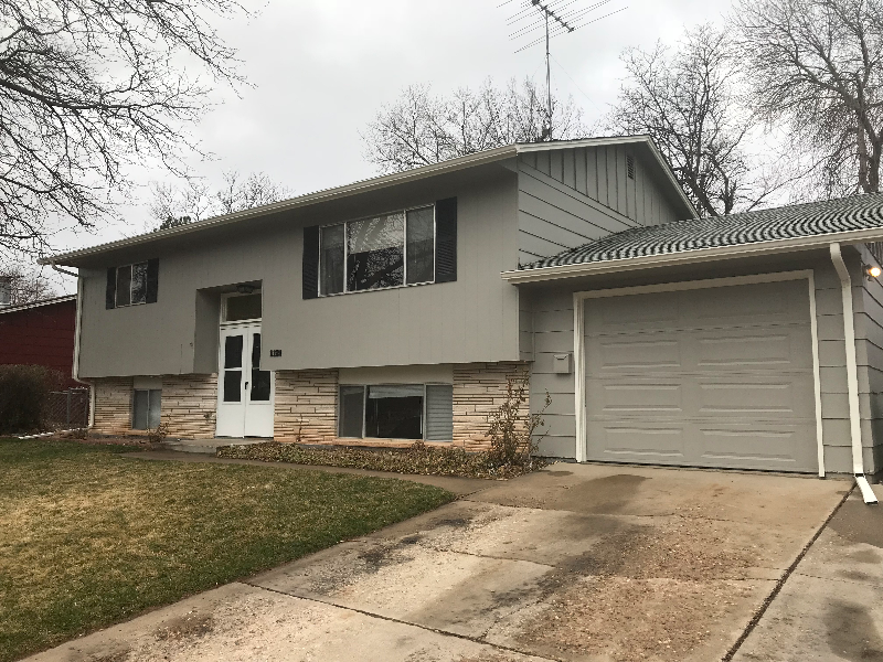 1121 Ponderosa Dr - Photo 3 of 29