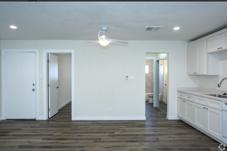 1740 Redondo Ave - Photo 7 of 8