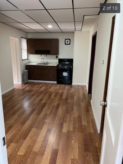 10484 111th St - Photo 2 of 10