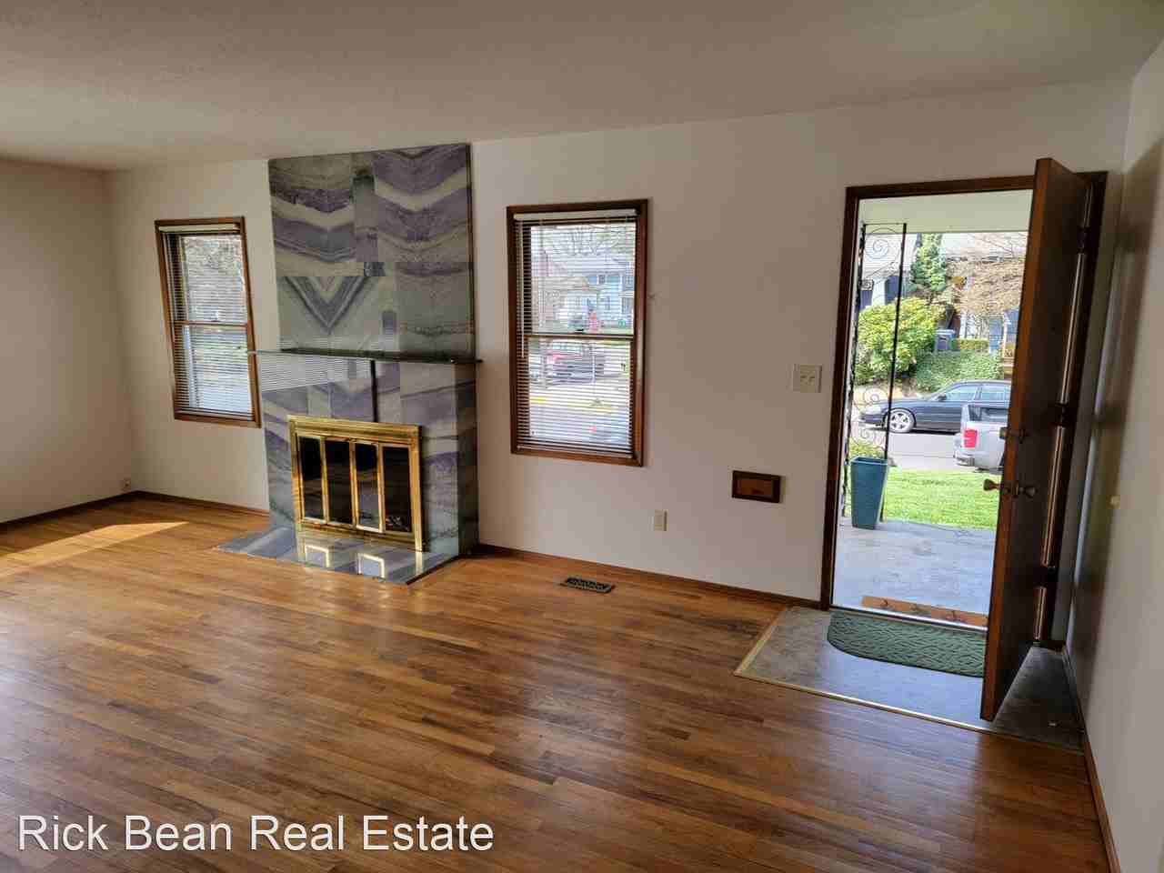 3705-11 SE Alder St. - Photo 2 of 31