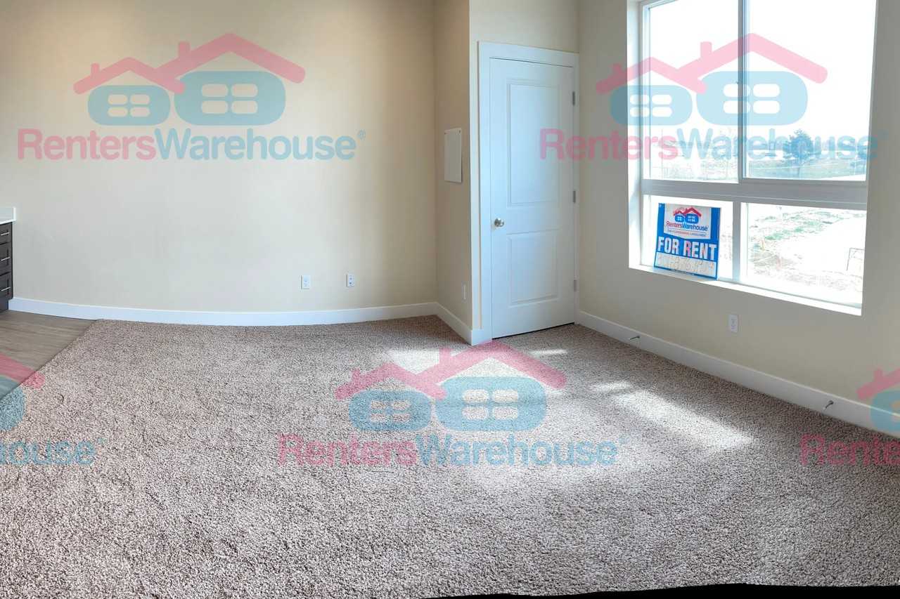 2101 N Main St - Photo 3 of 8