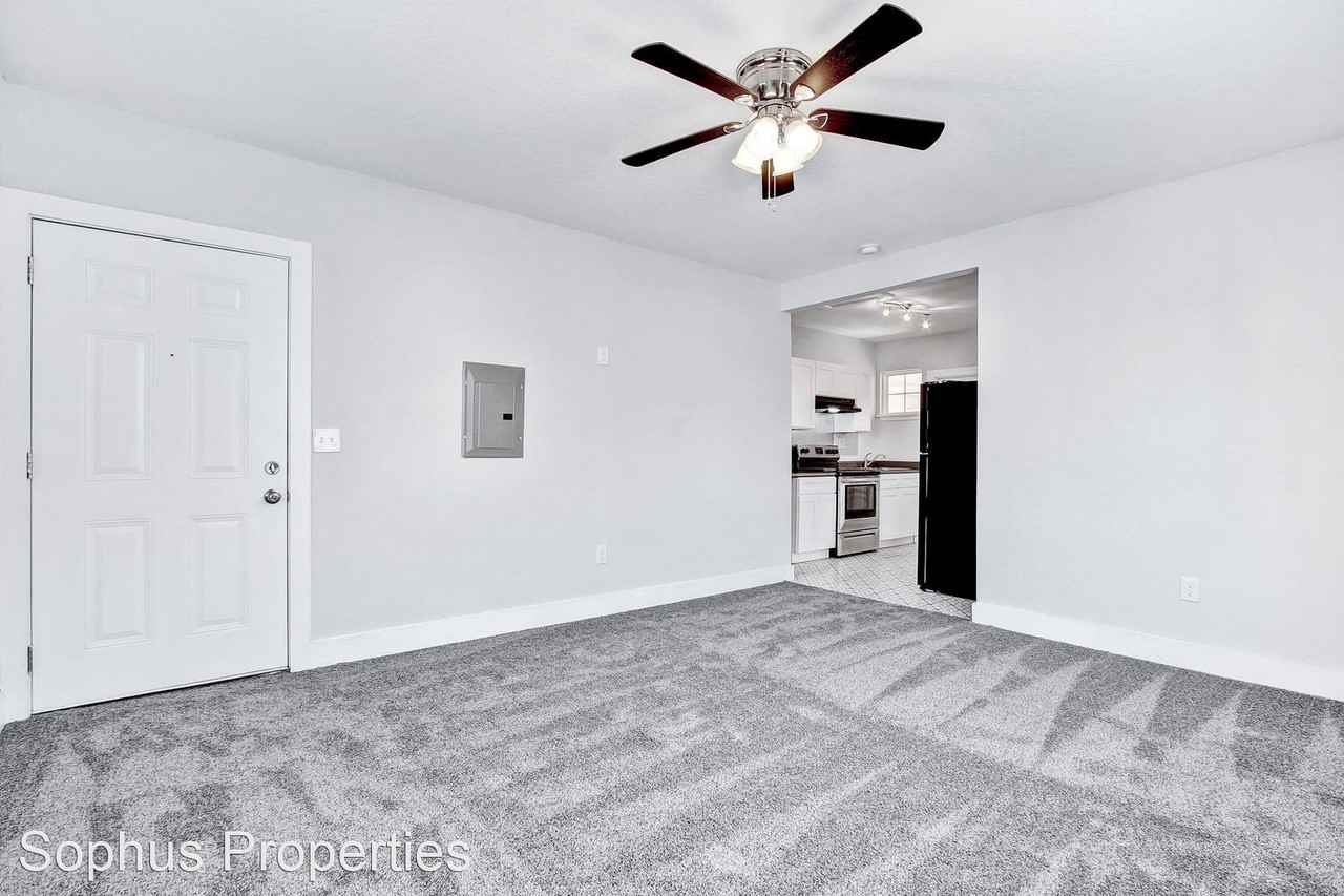 1020 W. French Place - Photo 3 of 12