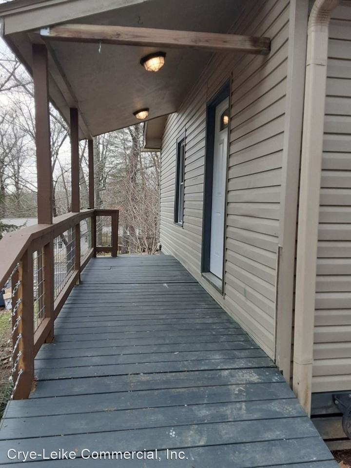 170 W Wadsworth Cir - Photo 3 of 12