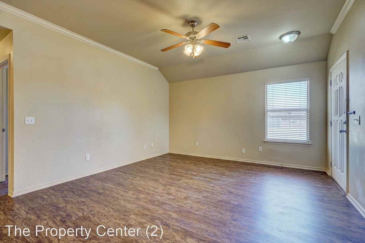 11429 Nw 9th Ter - Photo 3 of 39