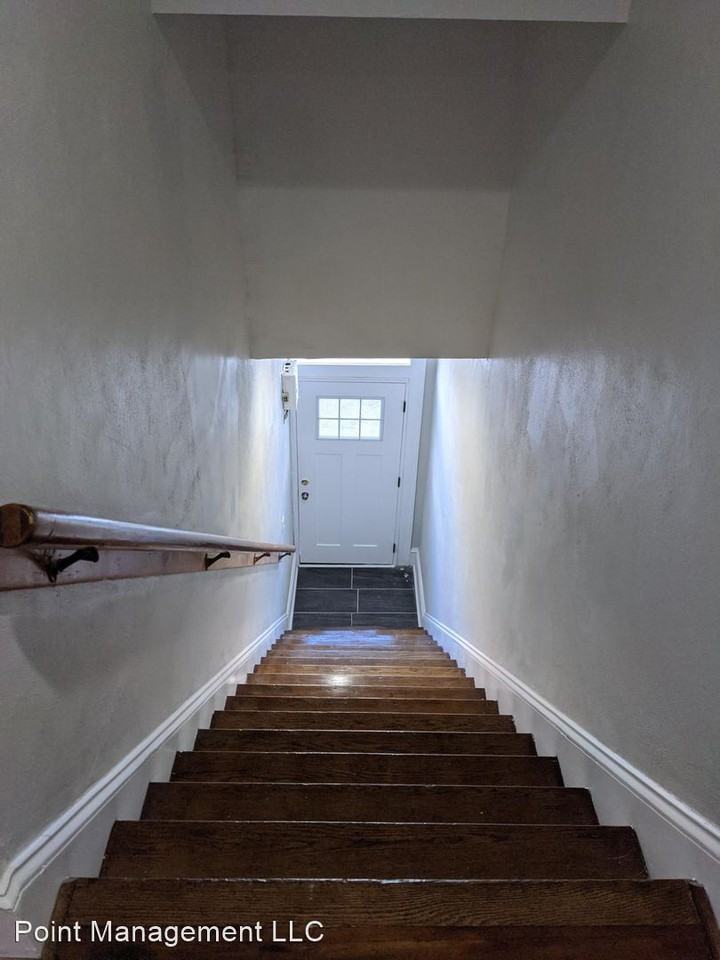 120 East Main St - Photo 2 of 6