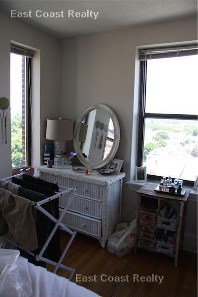 431A Broadway #14 - Photo 2 of 15