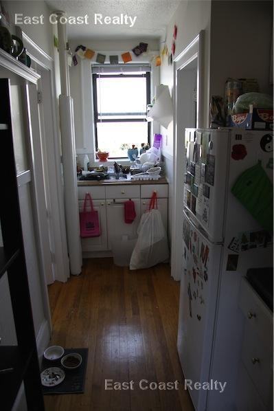 431A Broadway #14 - Photo 7 of 15