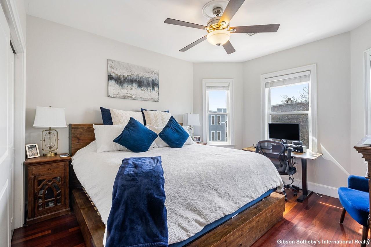 55 Middle St #3