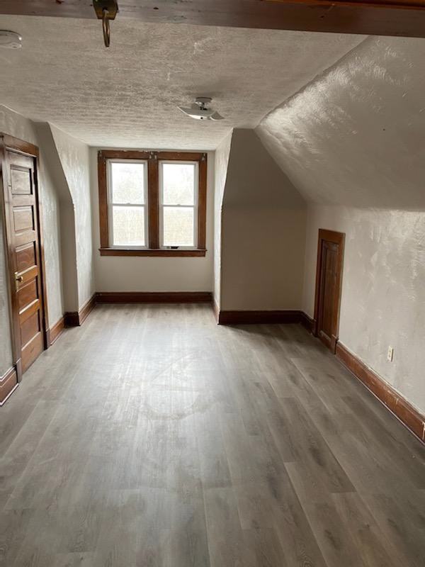 591 Pike St - Photo 2 of 3