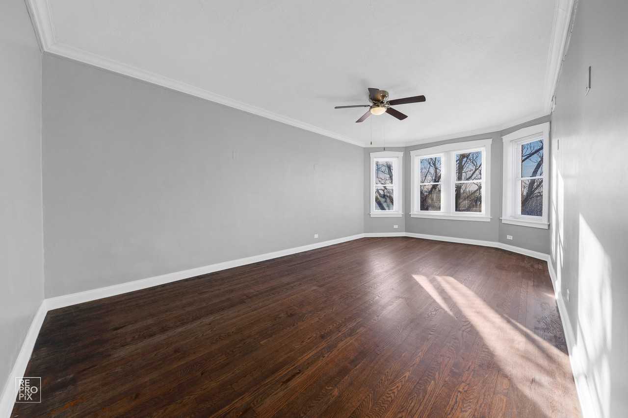 Van Buren - Photo 2 of 10