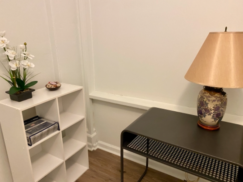 1124 8th Ave - Photo 5 of 7