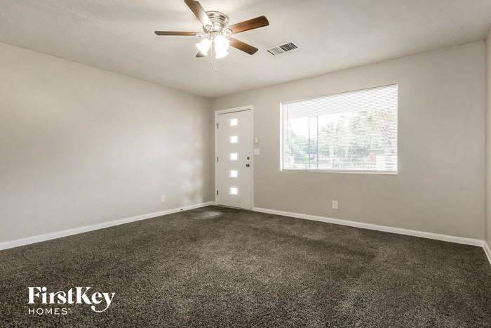 2946 Rogero Rd - Photo 3 of 15