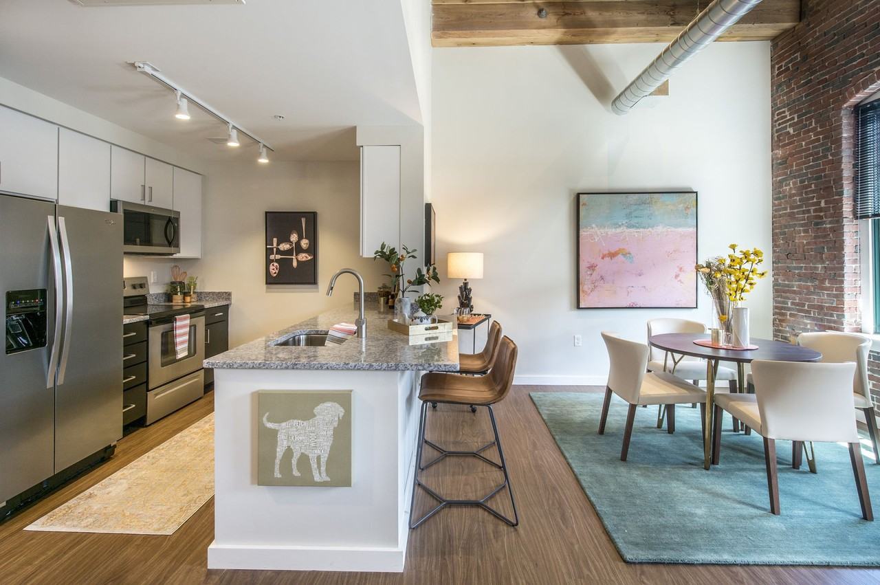 Loft Two Seven - Photo 7 of 39