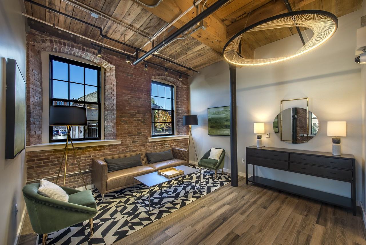 Loft Two Seven - Photo 4 of 39