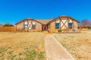 featured image of 1321 Kelly Park Rd #1