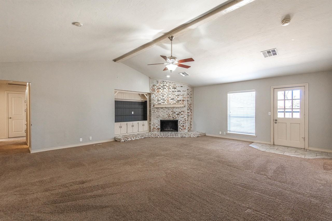 1321 Kelly Park Rd #1 - Photo 7 of 28