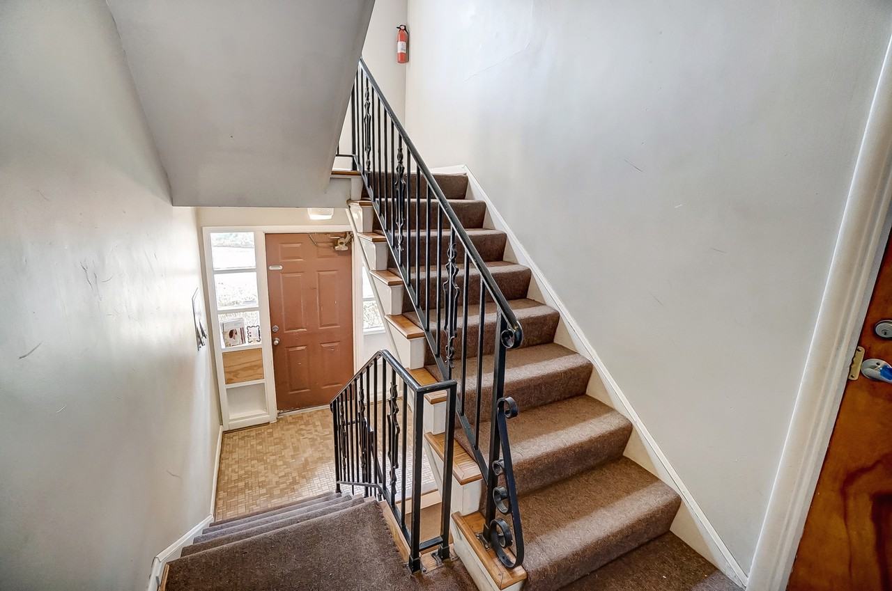 6005 Dryden - 1 #1 - Photo 3 of 49