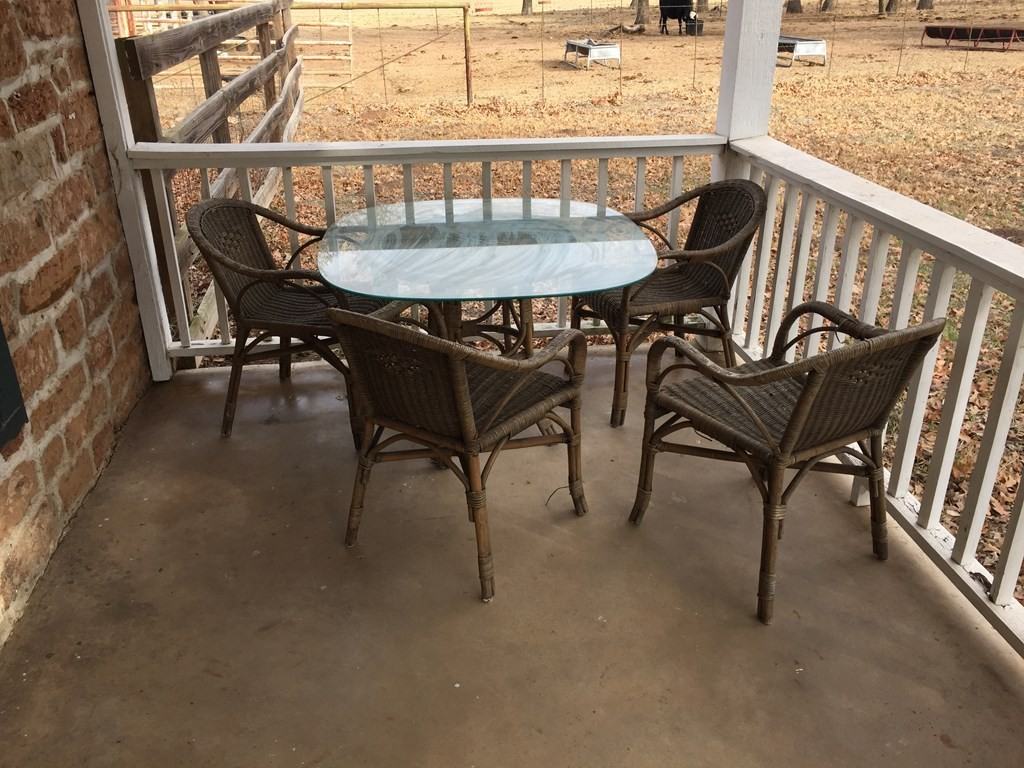 38 Parker Ranch Rd - Photo 3 of 12