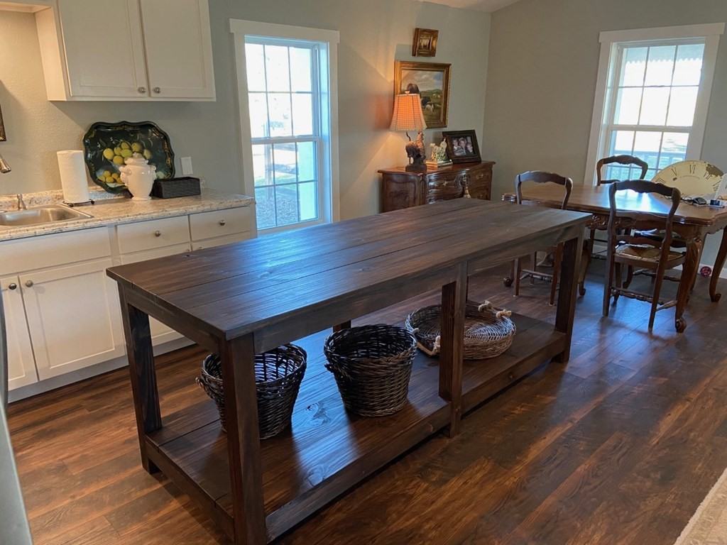 38 Parker Ranch Rd - Photo 5 of 12