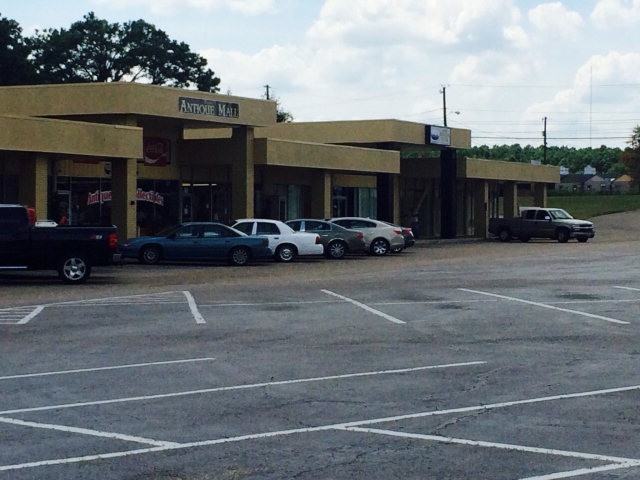 1970 Reeves St - Photo 3 of 4