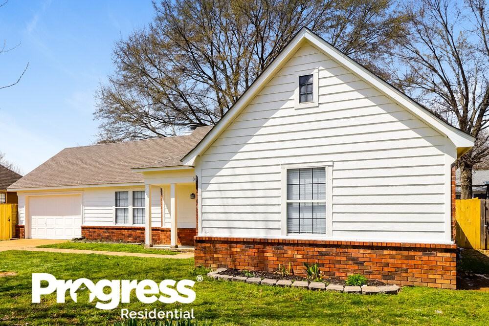 3085 Lauren Dr - Photo 2 of 16