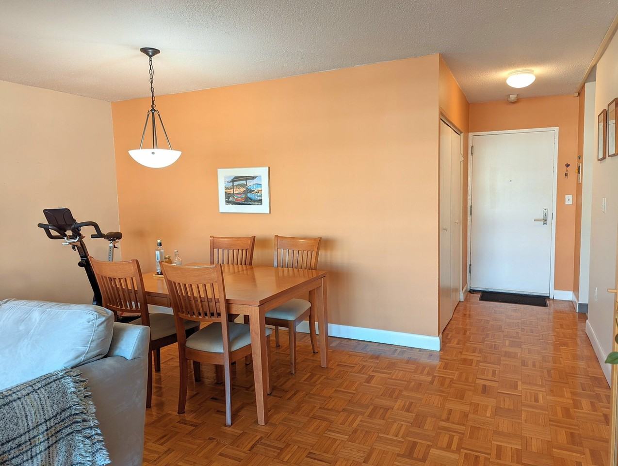 580 Commonwealth Ave - Photo 3 of 8