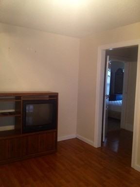 616 Corporation St - Photo 3 of 15