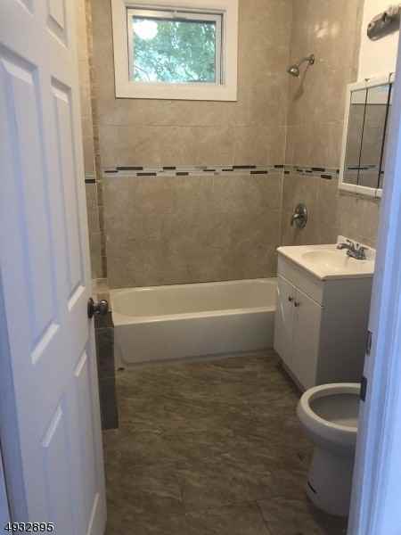 63 Cedar Ave - Photo 6 of 15