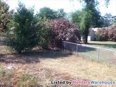 405 Walnut St - Photo 3 of 15