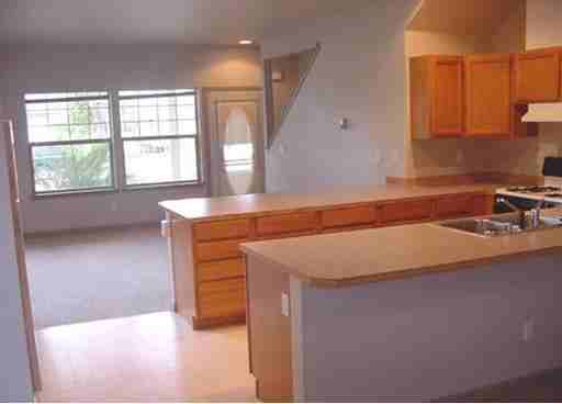 2932 Nevada St - Photo 2 of 4