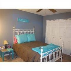 8168 Shorewalk Dr - Photo 3 of 16