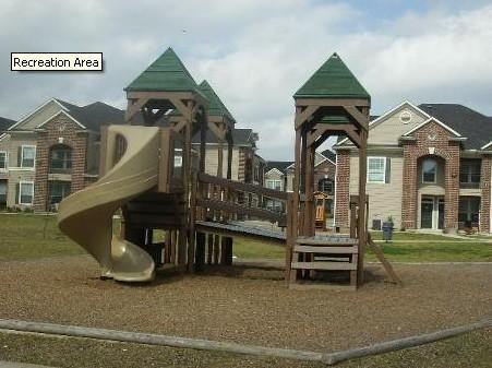 4745 West Sam Houston Pkwy N 19A - Photo 2 of 12