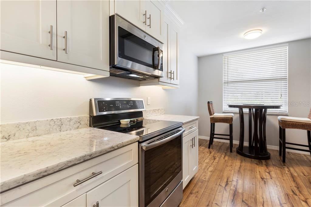 8750 Olde Hickory Ave #9103 - Photo 5 of 39