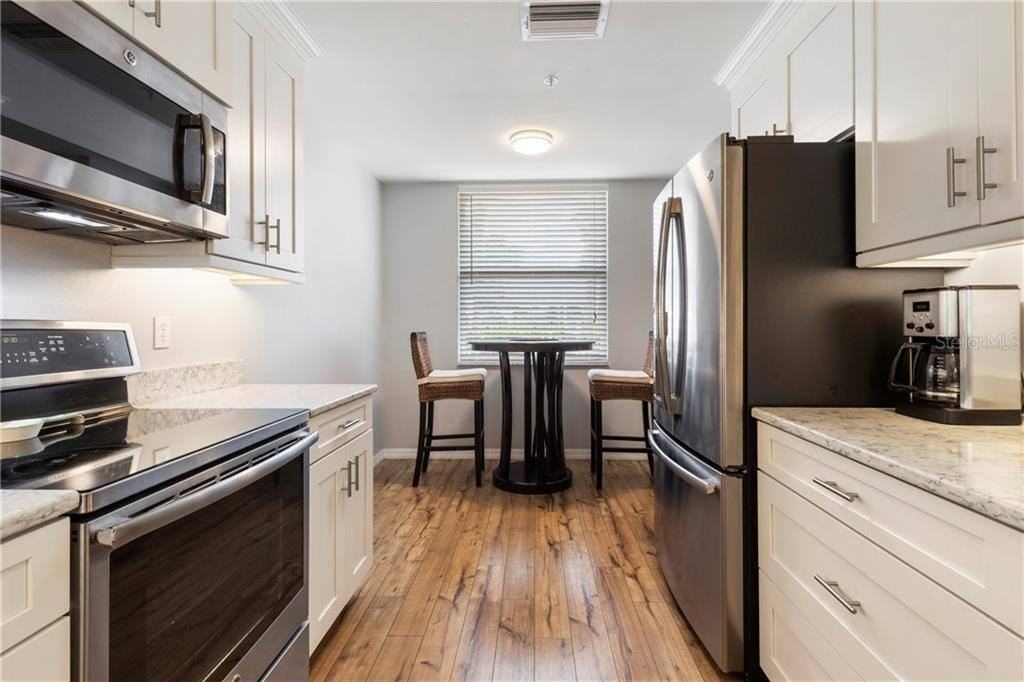 8750 Olde Hickory Ave #9103 - Photo 6 of 39