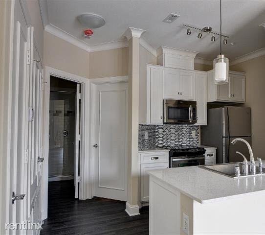 Glenwick Ln - Photo 3 of 8