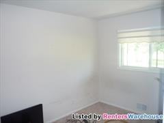 14309 Lake Dr NE - Photo 3 of 15