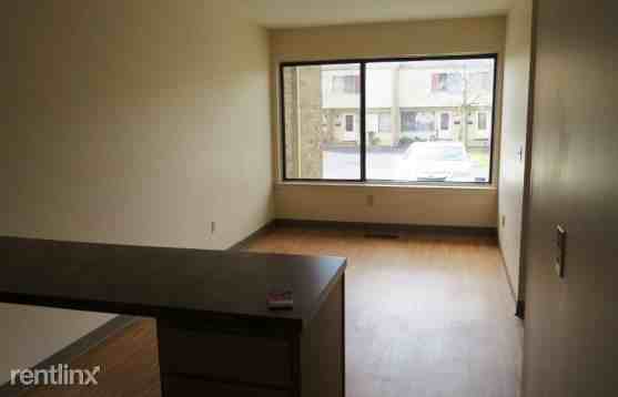 Glenview Townhomes - Photo 2 of 5