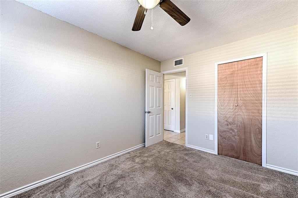 1409 Pecos St - Photo 6 of 15