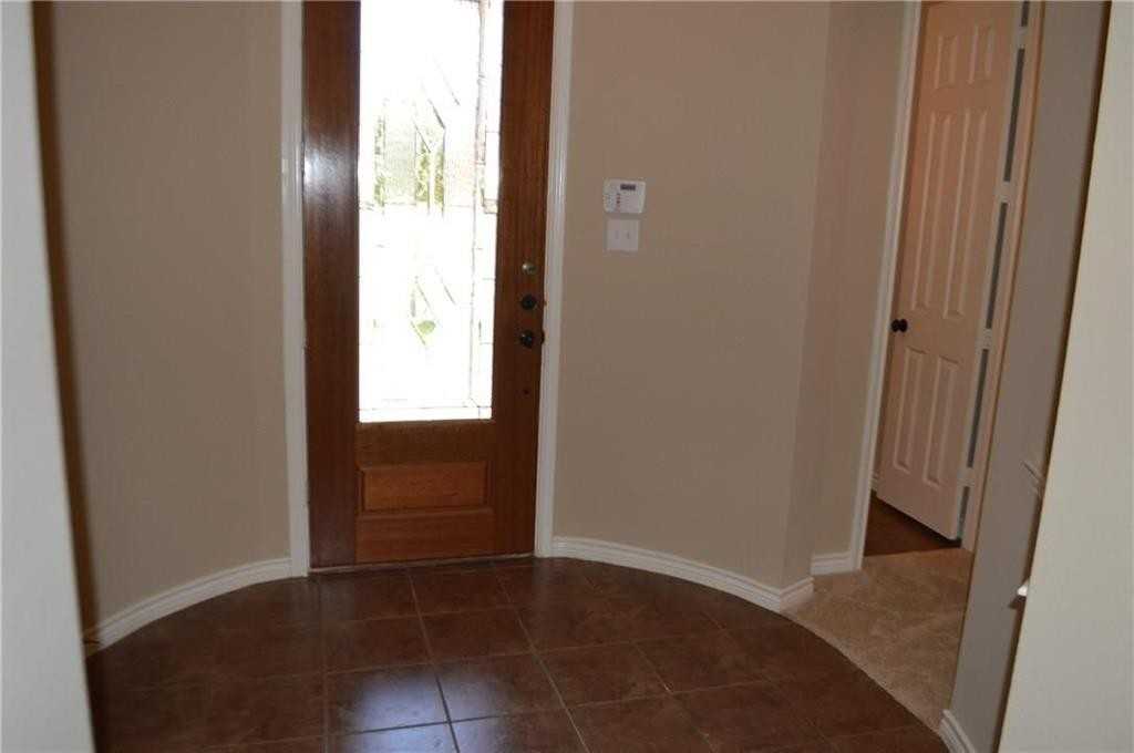 1498 Pelican Dr - Photo 2 of 17