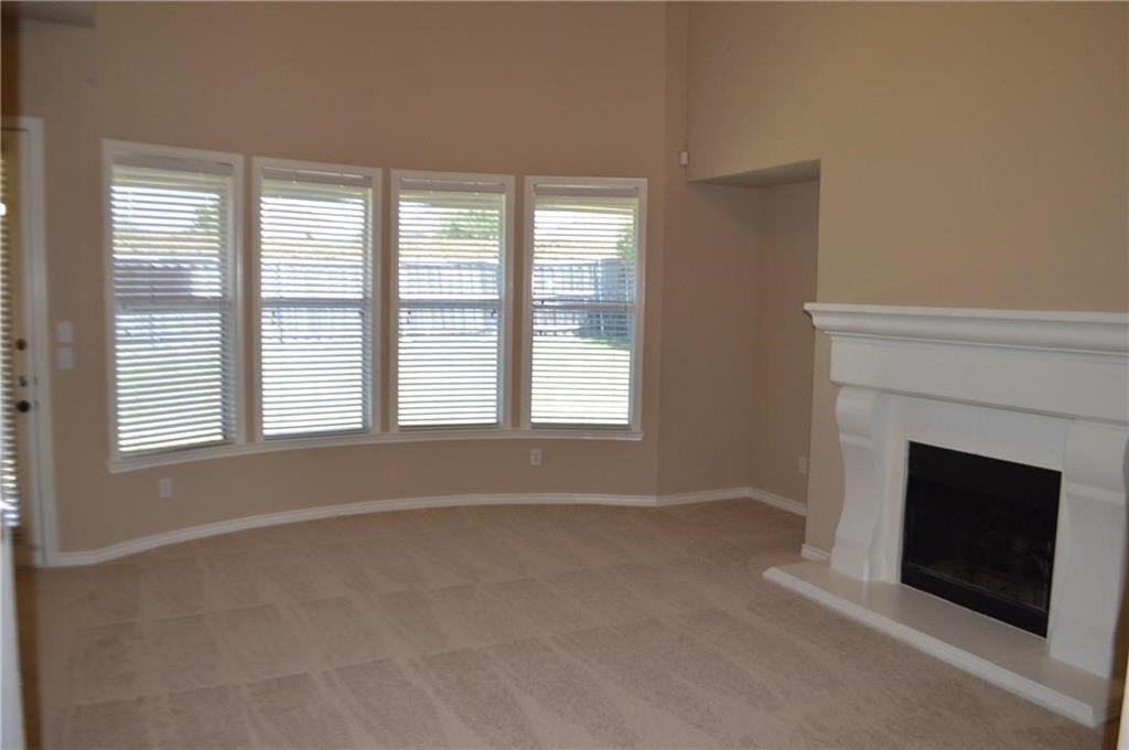 1498 Pelican Dr - Photo 5 of 17