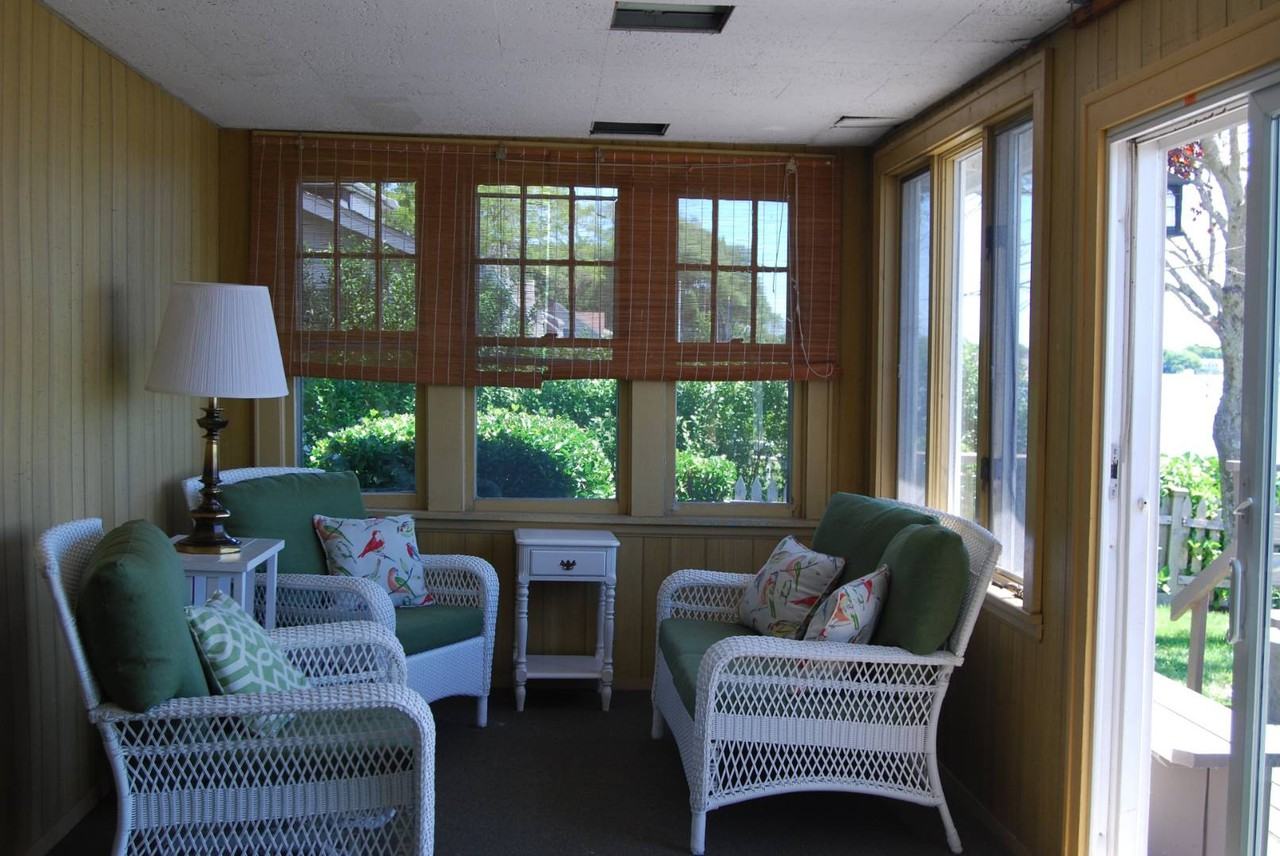 47 Bayside Ave - Photo 5 of 12