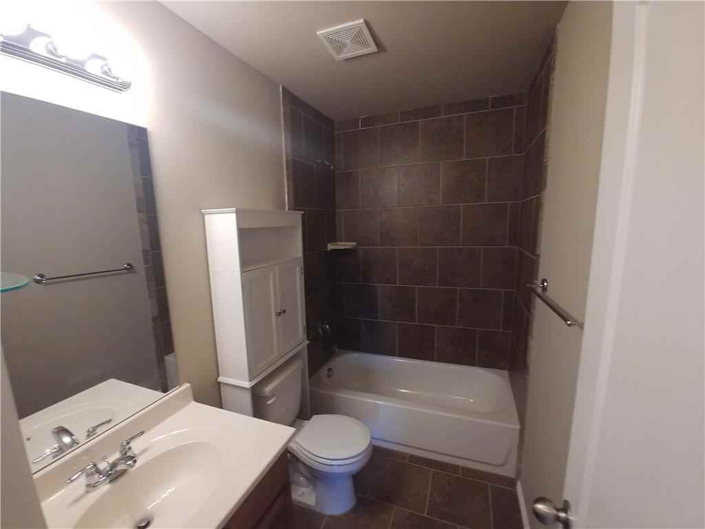 11425 Southwest 25th Terrace - Photo 6 of 31